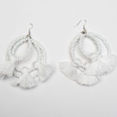 Pendientes de argollas color blanco