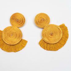 Pendientes de rollo color amarillo