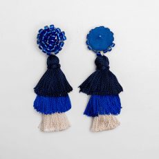 Pendientes de 3 en hilo con tope tonos azules